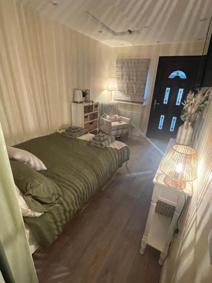 The Cotswold Nook 호텔 더즐리 외부 사진