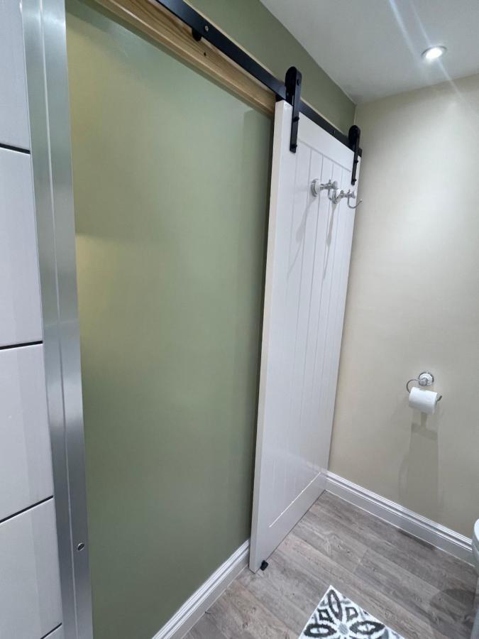 The Cotswold Nook 호텔 더즐리 외부 사진