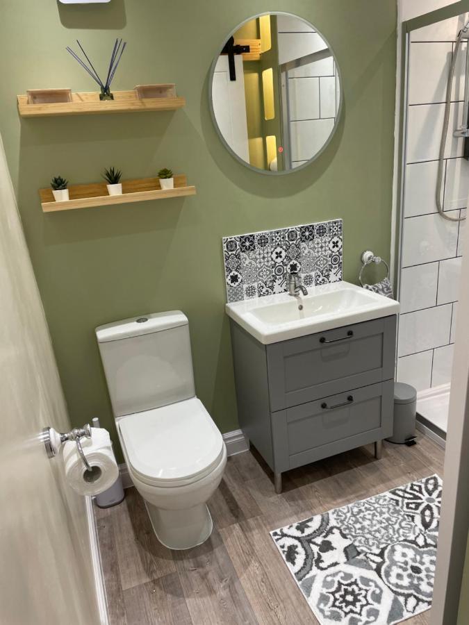 The Cotswold Nook 호텔 더즐리 외부 사진