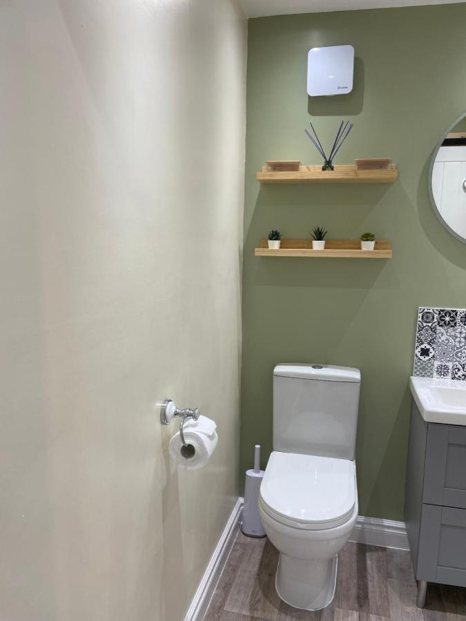 The Cotswold Nook 호텔 더즐리 외부 사진